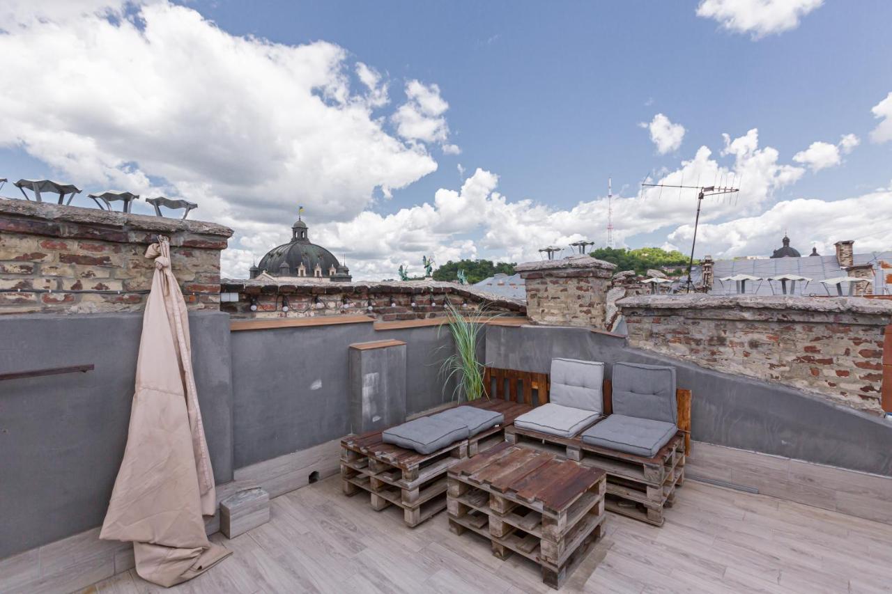 З Оглядовою Терасою На Львів Вулиця Свободи 35 Exterior foto